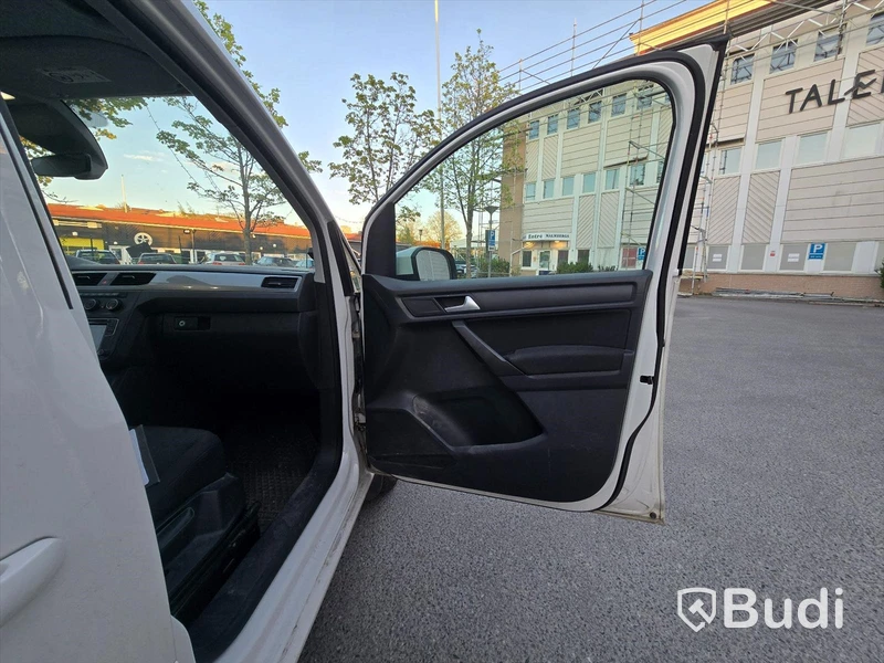 Volkswagen Caddy Maxi | 2020 | 16638 mil