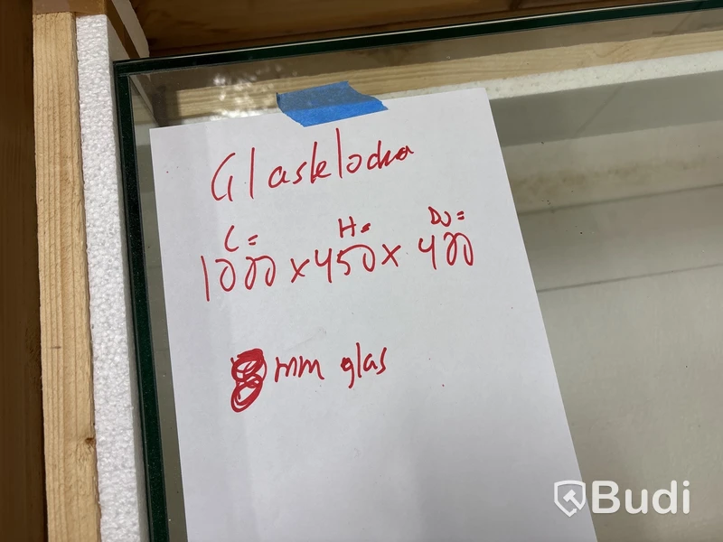 Glasklocka till monter, tjocklek 8 mm
