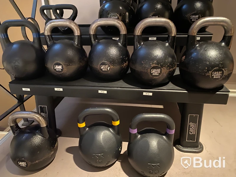 Casall Kettlebell set 14 st ink ställning