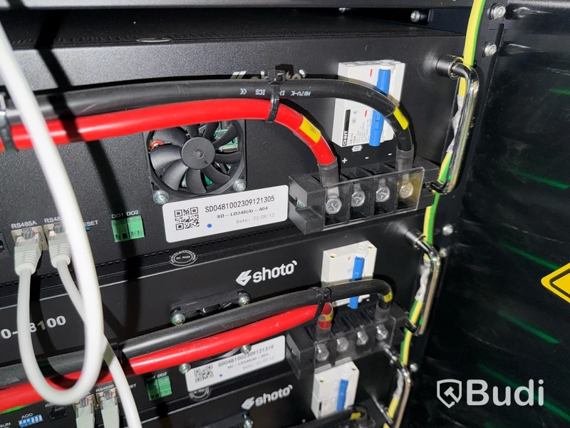 Komplett Batterianläggning med 10 st. Pixii PowerShaper 2 samt solceller och laddstation för elbil