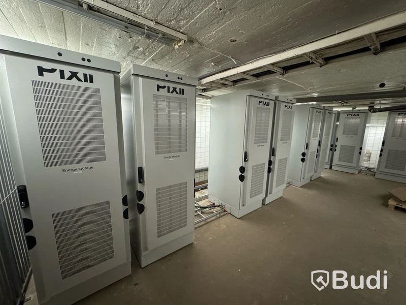 Komplett Batterianläggning med 10 st. Pixii PowerShaper 2 samt solceller och laddstation för elbil