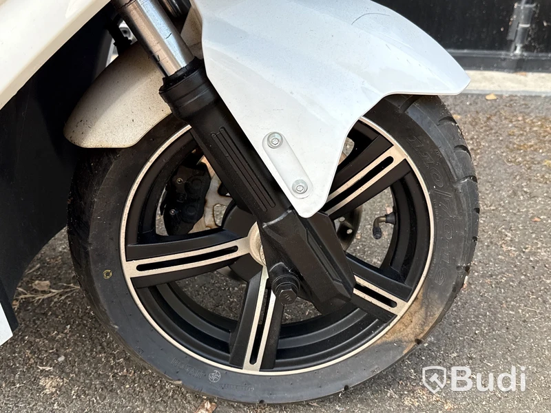 Elmoped Leijona 1300+ -2021 | Reparationsobjekt