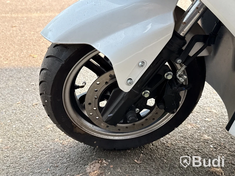 Elektrisk moped Heicht Equis -2021 | Reparationsobjekt