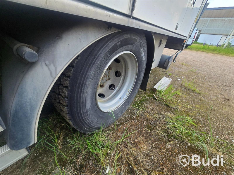 Lastbil | VOLVO FL615 H 4X2 | 2002 | DIESEL | Reparationsobjekt