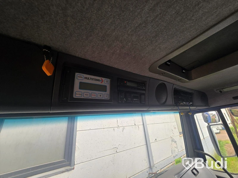 Lastbil | VOLVO FL615 H 4X2 | 2002 | DIESEL | Reparationsobjekt