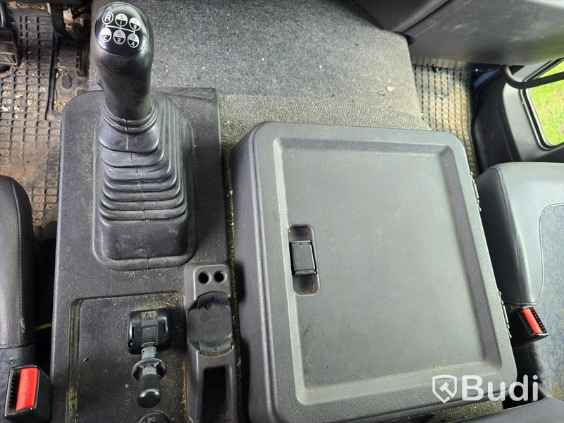 Lastbil | VOLVO FL615 H 4X2 | 2002 | DIESEL | Reparationsobjekt