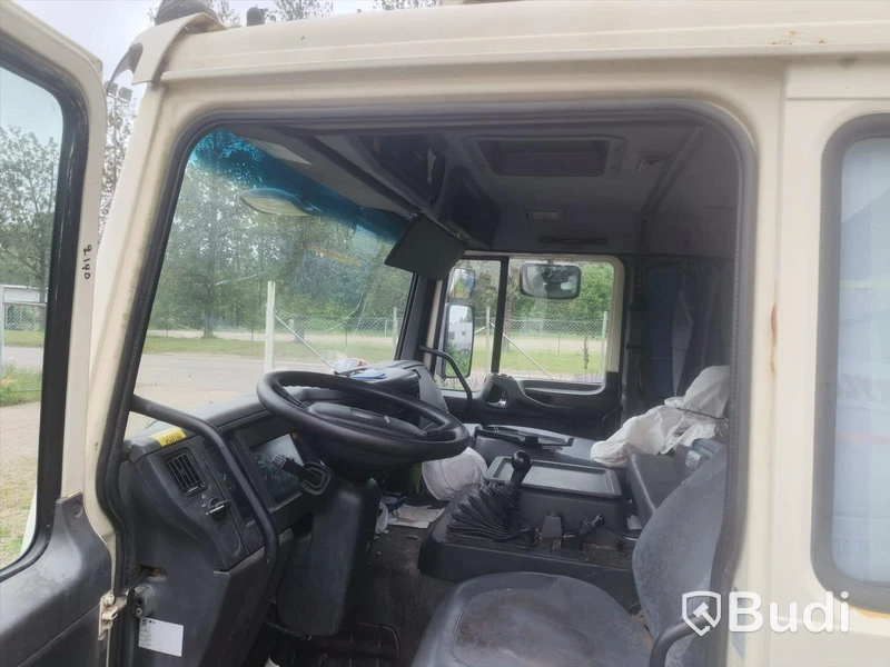 Lastbil | VOLVO FL612 | 2001 | DIESEL | Reparationsobjekt