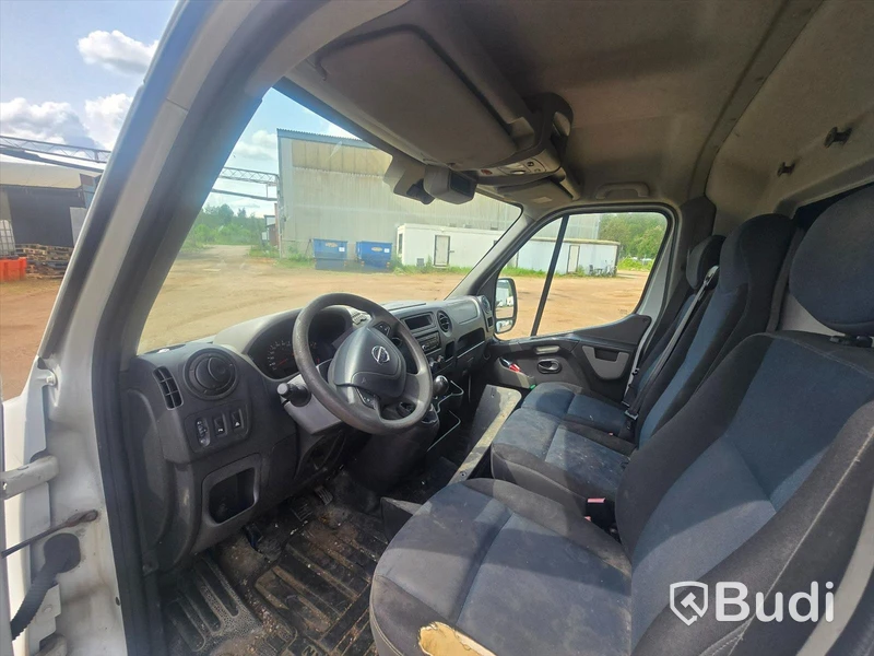 Personbil | NISSAN NV400 | 2013 | DIESEL | Reparationsobjekt