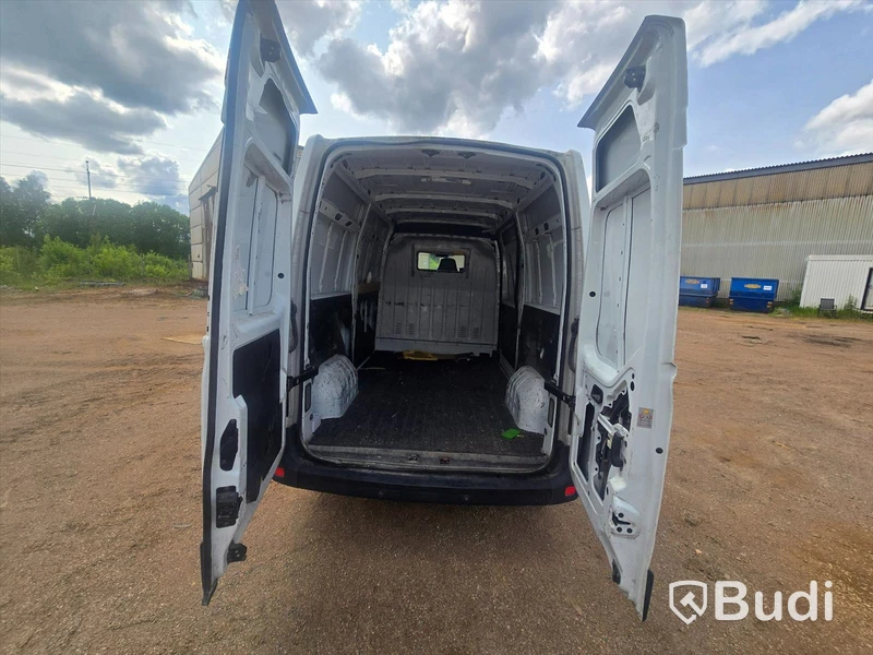 Personbil | NISSAN NV400 | 2013 | DIESEL | Reparationsobjekt