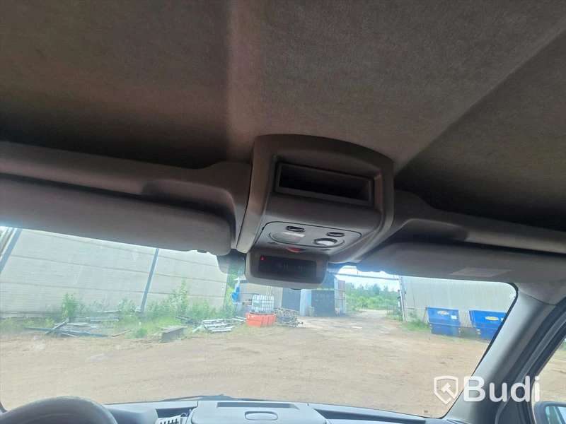 Personbil | NISSAN NV400 | 2013 | DIESEL | Reparationsobjekt