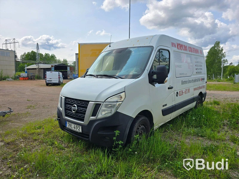 Personbil |  NISSAN NV400 | 2013 | DIESEL | Reparationsobjekt