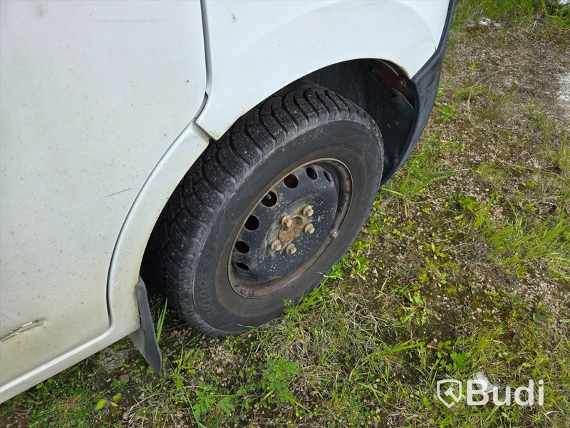 Personbil |  NISSAN NV400 | 2013 | DIESEL | Reparationsobjekt