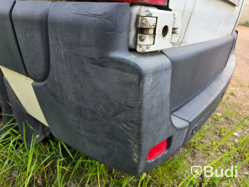 Personbil |  NISSAN NV400 | 2013 | DIESEL | Reparationsobjekt