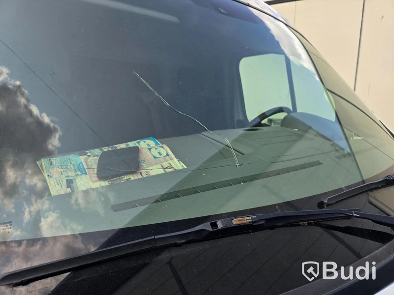 Personbil |  NISSAN NV400 | 2013 | DIESEL | Reparationsobjekt