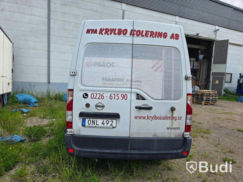 Personbil |  NISSAN NV400 | 2013 | DIESEL | Reparationsobjekt