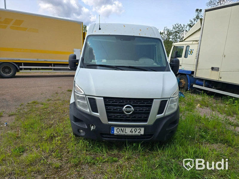 Personbil |  NISSAN NV400 | 2013 | DIESEL | Reparationsobjekt
