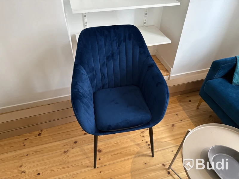 Soffa, stolar & bord