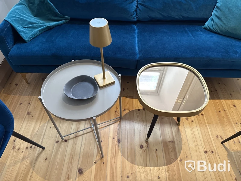 Soffa, stolar & bord