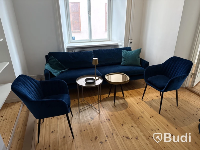 Soffa, stolar & bord