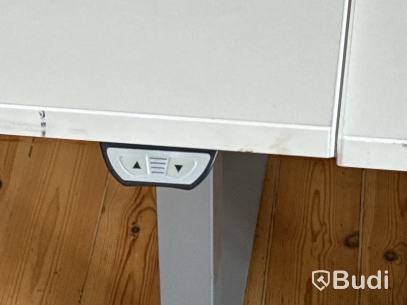 4 st elektriskt höj- & sänkbara skrivbord