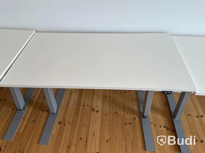 4 st elektriskt höj- & sänkbara skrivbord