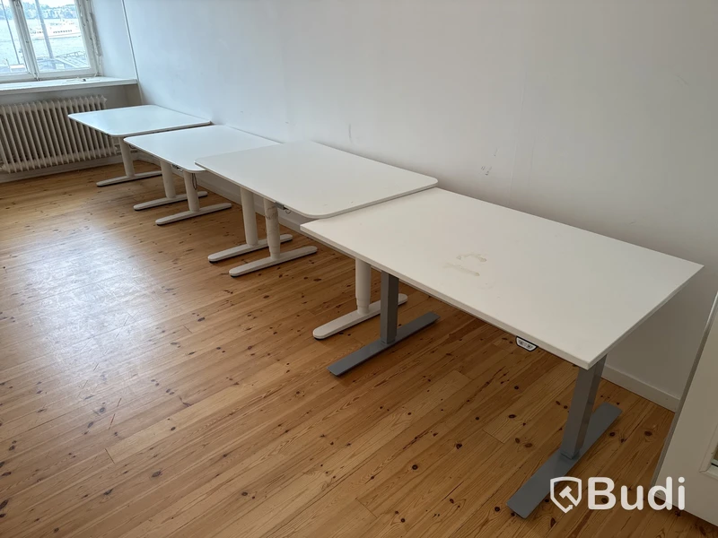 4 st elektriskt höj- & sänkbara skrivbord