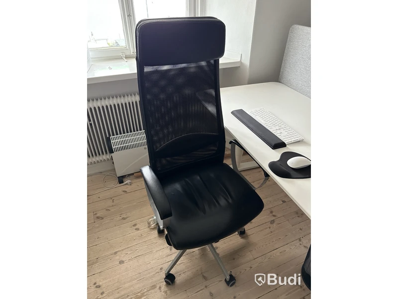 6 st kontorsarbetsplatser
