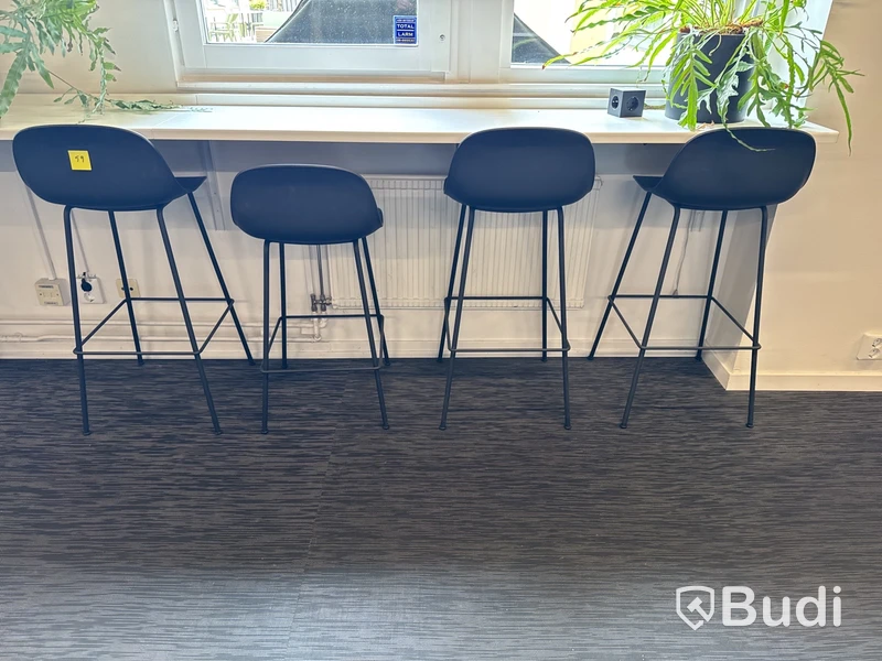 10 st. Pallar, Muuto olika höjd