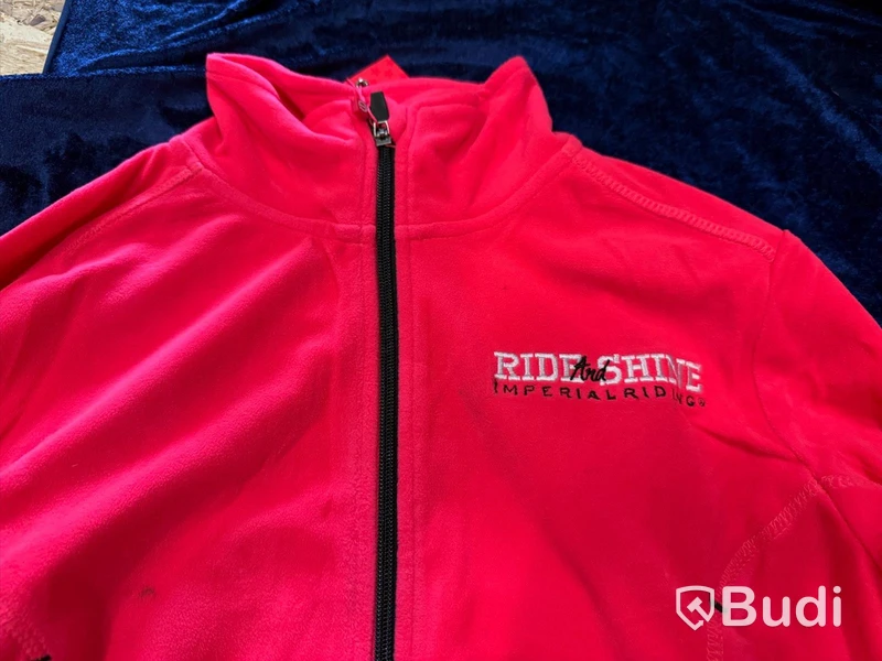 90 st. Fleece & jackor