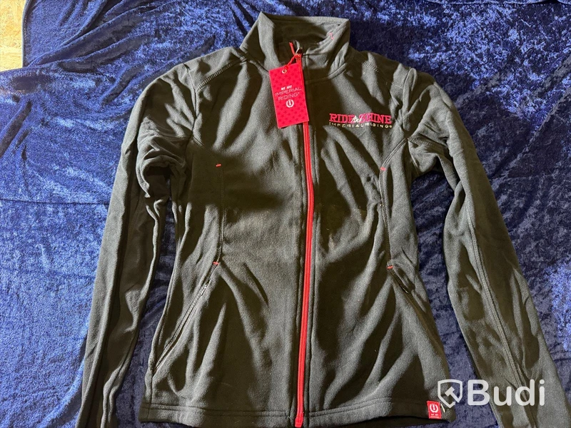 90 st. Fleece & jackor
