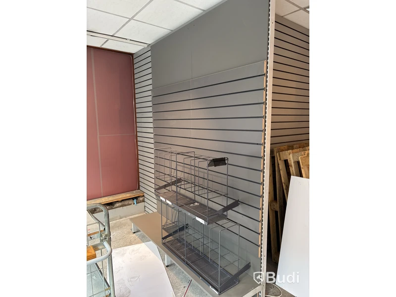 Väggpanel och butiksinredning/hyllsystem