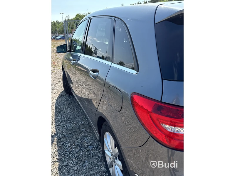 Mercedes-Benz B 200 CDI -2013
