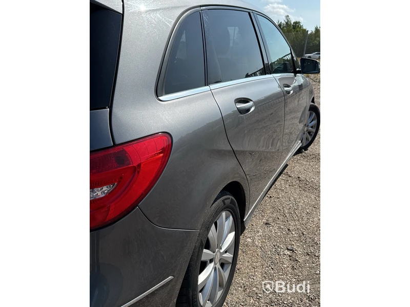 Mercedes-Benz B 200 CDI -2013