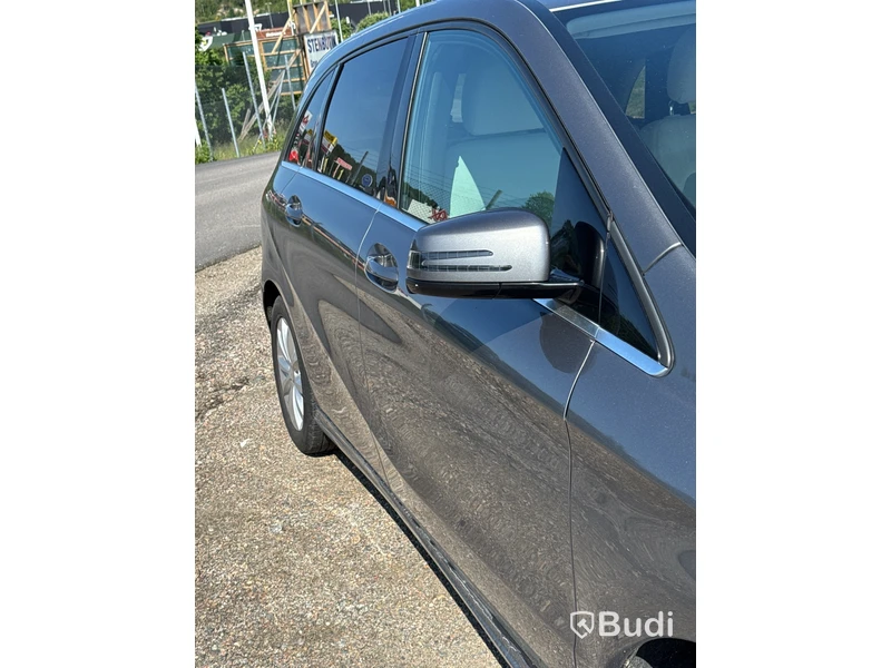 Mercedes-Benz B 200 CDI -2013