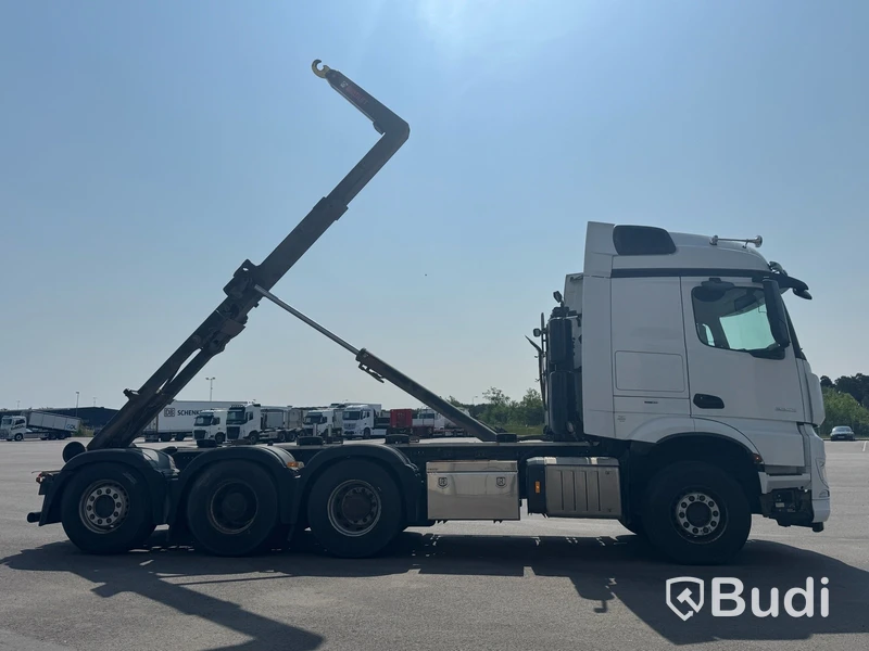 Tridemväxlare Mercedes Benz AROCS -2022 | Nybesiktigad