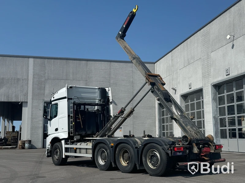 Tridemväxlare Mercedes Benz AROCS -2022 | Nybesiktigad