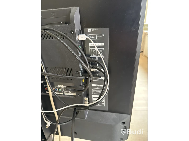 TV på stativ, Sony 65 tum. Inklusive soundbar