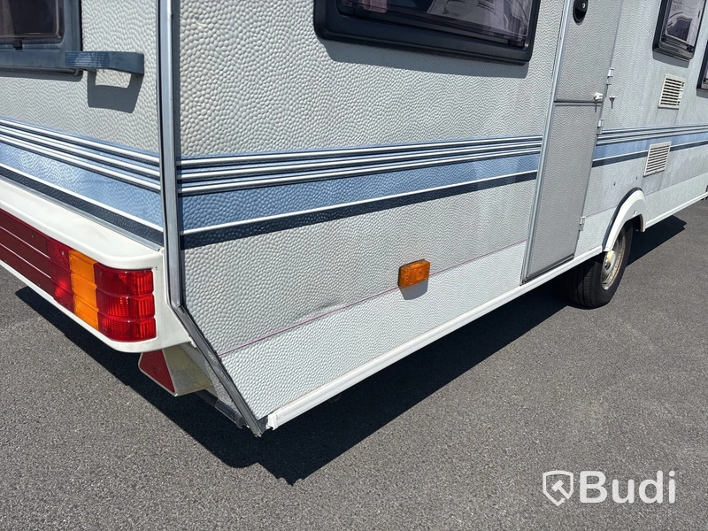 HOBBY 530 TL CLASSIC -1994 vattenburen värme