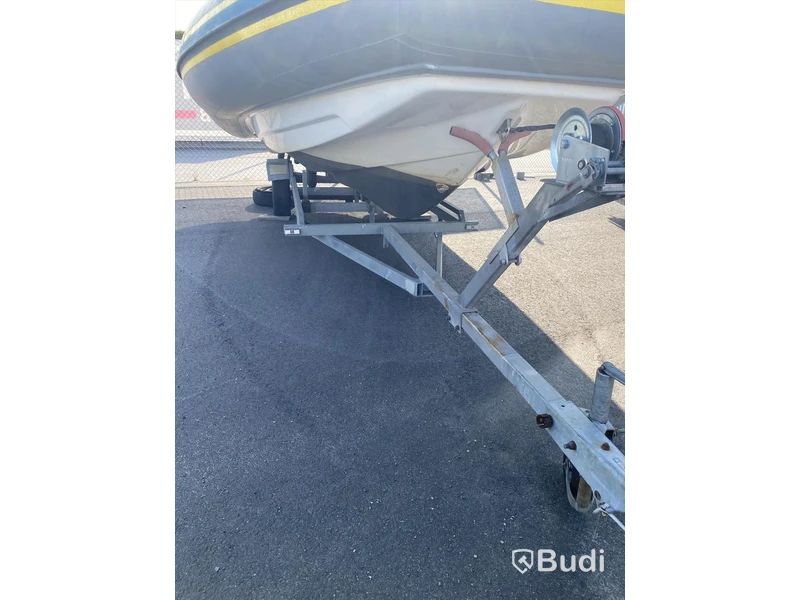 Ribbåt Marlin med Evinrude 150 hk. 2-takt. -2000. Längd (m): 6,30