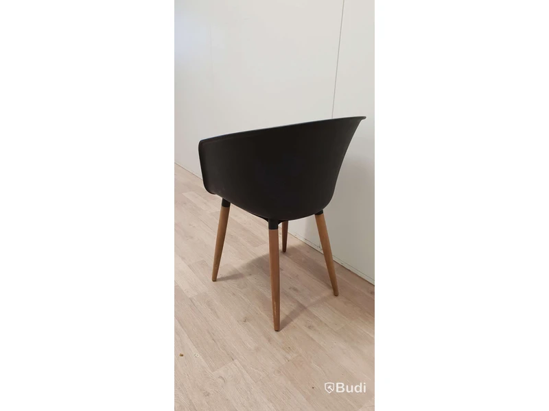 Snygg design matgrupp 1800 x 1100mm 6st stolar, Svart skiva med träben, stolar svarta med träben