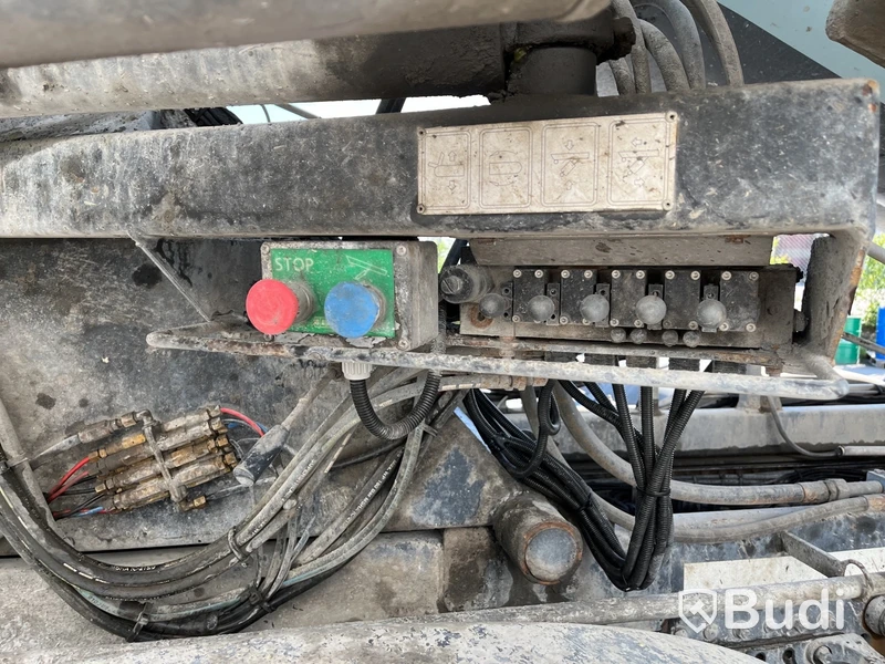 Betongbil MAN 92X TGX 35.440 8X4-4 BL -2015 | Saraka