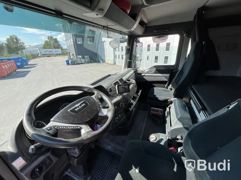 Betongbil MAN 92X TGX 35.440 8X4-4 BL -2015 | Saraka