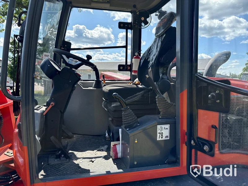 Lastmaskin Everun ER16 4WD, plog, skopa m.m., -2022, 98 timmar