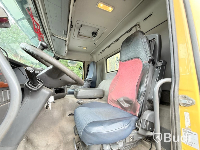 Liftdumper Volvo FM 300 4x2 -2007 | Joab