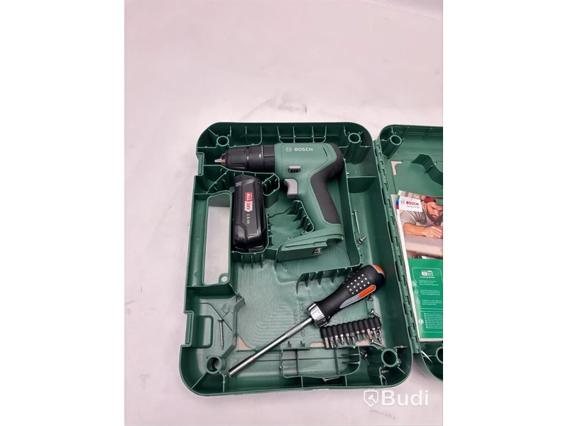 Slagborrmaskin Bosch Universal Impact 18, inkl. borr- och bitssats