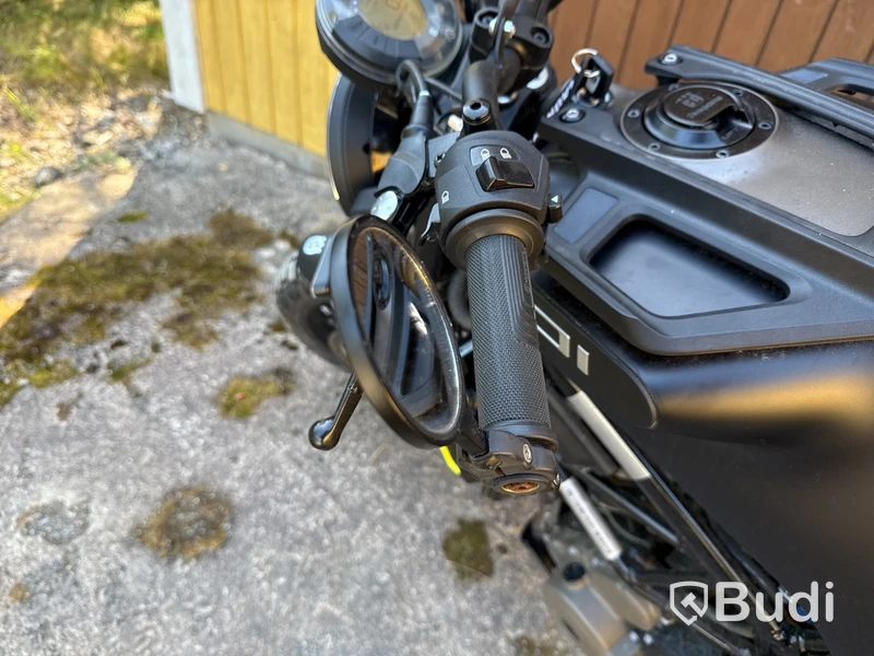 Husqvarna Svartpilen 401 -2022, 53 mil.
