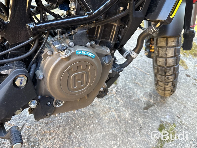 Husqvarna Svartpilen 401 -2022, 53 mil.