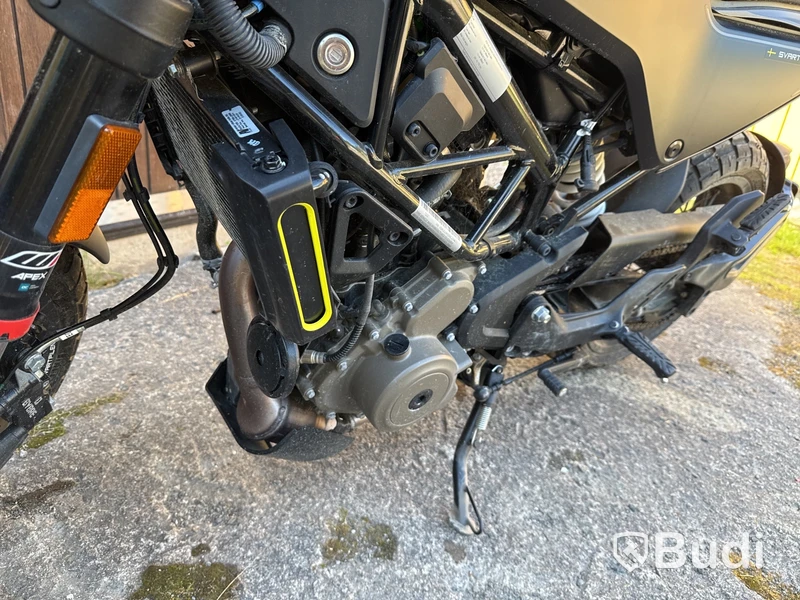 Husqvarna Svartpilen 401 -2022, 53 mil.