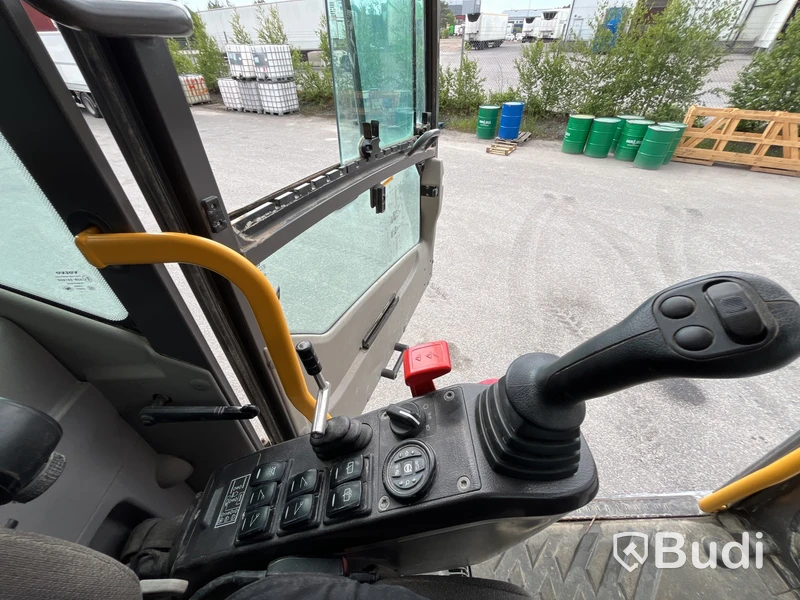 Materialhanterare Volvo EW210D | VCEW210DT00220153