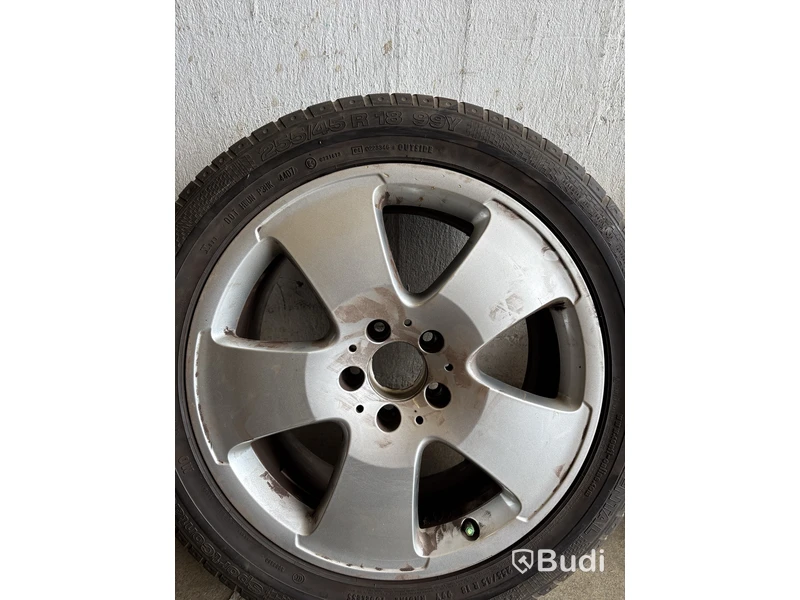 4 st. Däck på fälgar, Contineltal 255/45 R 18 99Y
